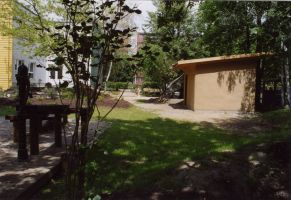 Gartenhaus mit Lehmverputz